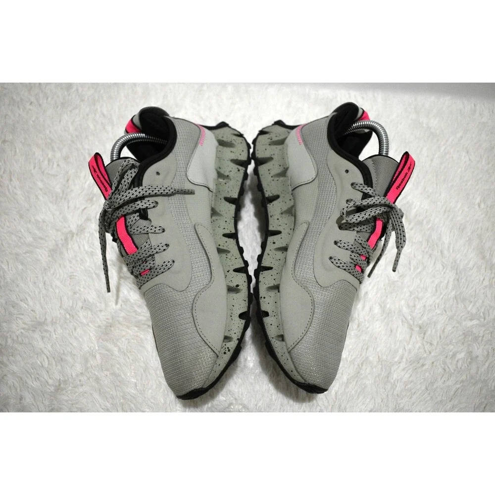 Reebok Zig Dynamica Adventure HR1887 Women's Size 8 Muted GreenPink Running Shoe